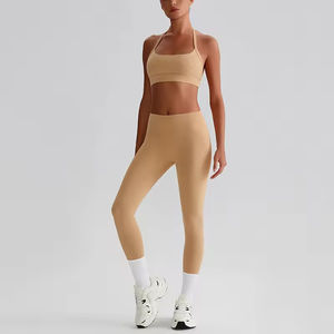 Conjunto Deportivo de Poliéster Reciclado con Cuello Halter, Efecto Levantamiento de Glúteos y Reducción de Abdomen, Tejido Cepillado Transpirable, Ideal para Yoga - Product Image 4