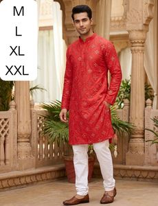 Ensemble prêt-à-porter de vêtements traditionnels et ethniques pour hommes, comprenant un kurta en coton avec des détails en miroir et un pyjama. - Product Image 3
