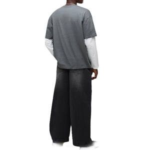 T-shirt pour homme en coton épais avec construction à manches superposées, logo brodé sur la poitrine, personnalisation de la marque, approvisionnement en gros - Product Image 2