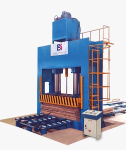 Máquina de prensado hidráulico de paneles de madera contrachapada industrial para laminación de chapa y producción de paneles de madera - Product Image 3