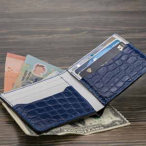 Cartera plegable hecha a mano de alta calidad para hombre estilo de negocios de piel de cocodrilo auténtica corta de proveedor de Vietnam - Product Image 3