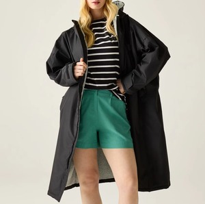 Manteau Trench en Vison Imperméable Personnalisé de Haute Qualité, Poncho d'Hiver avec Doublure en Polyester, Chaud et à Séchage Rapide, Robes de Plage Recyclées - Product Image 2