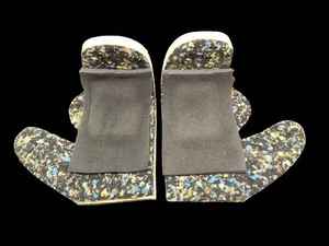 ถุงมือชกมวยคุณภาพสูงสำหรับนักกีฬา ออกแบบมาเพื่อการรองรับข้อมืออย่างดีเยี่ยม กระจายแรงกระแทกได้สูงสุด - Product Image 5