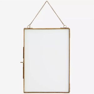Cadre photo mural moderne en laiton avec double panneau en verre transparent pour décoration murale et présentation de fleurs pressées – Cadre artistique élégant - Product Image 1