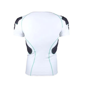 Camiseta Deportiva de Alto Rendimiento con Diseño Personalizado y Acolchado, Camiseta Deportiva Acolchada de Ajuste Profesional - Product Image 2