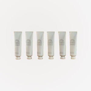 Crema y loción para manos Reopyum La Fleur Hand Cream 50 ml Floral para suavizar las manos, desde las duras hasta las suaves, crema hidratante - Product Image 2