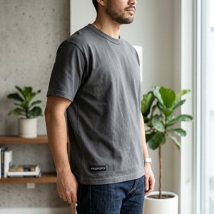 เสื้อยืดโอเวอร์ไซส์ทรงเรโทรฟอกสีสไตล์มินิมอลสตรีทแวร์ผ้าคอตตอนหนาคุณภาพพรีเมียมจากโรงงานโดยตรงสำหรับผู้ชาย - Product Image 4