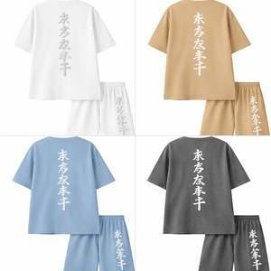 ชุดเสื้อยืดและกางเกงขาสั้นทรงโอเวอร์ไซส์สำหรับฤดูร้อน ผลิตตามสั่ง OEM เนื้อผ้าฝรั่งเศสเทอร์รี่ GSM สูง ระบายอากาศได้ดี พิมพ์ลายด้วยเทคนิคฮีททรานเฟอร์ สีพื้นแบบฟอกกรด ทนแดด - Product Image 1