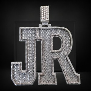 จี้เพชรโมอิสซาไนต์เงินแท้ 925 รูปตัวอักษร JR ดีไซน์แบบ Iced Out สไตล์ฮิปฮอป สร้อยคอพร้อมจี้ชื่อสั่งทำได้ - Product Image 6