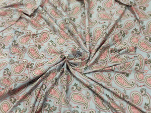 Tissu en coton imprimé à la main motif fleur de coquelicot, design indien, vendu au mètre pour la couture, la confection de vêtements, l'artisanat et la décoration intérieure - Product Image 2