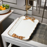 Plateau de service moderne en aluminium avec nœud pour la maison, la chambre à coucher, le salon, la table à manger, le restaurant et le bar.