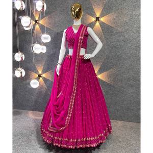 Ensemble Lehenga Choli pour femmes, vêtements de fête, avec bordure fantaisie et travail de latkan - Product Image 1