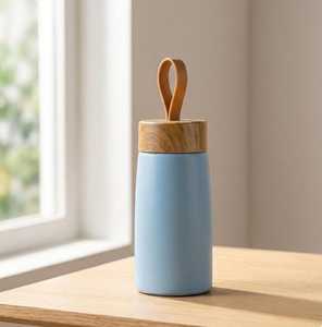 Botella de Agua Ecológica Personalizada de Vidrio de Alta Calidad de 500-600 ml con Tapa de Madera - Product Image 6