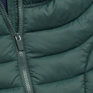 Veste matelassée à capuche verte pour femme, coupe slim, coupe-vent, en polyester, couleur unie, fermeture éclair, pour l'hiver - Product Image 3