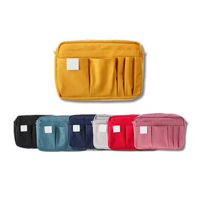 Bolsa de maquillaje de color personalizado, nueva y más vendida, organizador de viaje premium, bolsa de aseo impermeable para líquidos. - Product Image 2