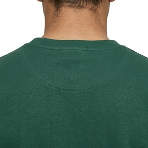 Ensemble coordonné minimaliste vert forêt unisexe pour homme, t-shirt en coton premium et short à cordon de serrage, tenue d'été essentielle et élégante - Product Image 6