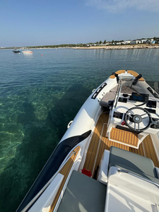 Venta al por mayor de barcos usados L-i-y-a R-I-B 620 - Product Image 3