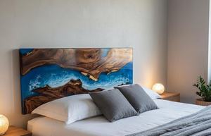 Cabecera de Cama de Madera Maciza con Resina Epoxi Azul Profundo, Color Personalizado, Diseño de Corazón |   Muebles de Dormitorio Modernos de Lujo con Diseño Artístico y Calefacción - Product Image 3