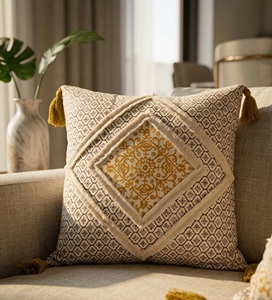 Funda de Cojín Decorativa de Algodón con Estampado de Bloques Dorados Hechos a Mano para Sofá, Cama y Decoración del Hogar - Product Image 1