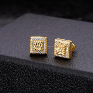 Boucles d'oreilles clous en moissanite carrée effet diamant glacé, en argent sterling 925 plaqué or, bijoux hip-hop - Product Image 1