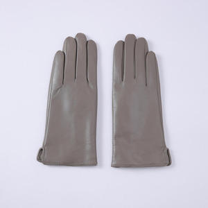 Guantes de vestir de cuero de invierno de nuevo estilo de Pakistán, diseño personalizado, de piel de oveja, casuales, para hombre y mujer, guantes de vestir de alta calidad - Product Image 1