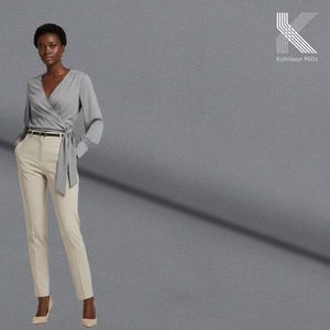 Blusa OEM para Mujer, 100% Lyocell, 235 GSM, Elegante, Manga Abullonada, Cuello Simulado, Top Casual para Dama - Product Image 2