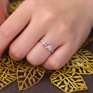 Anillo de Compromiso de Zafiro Rosa de Laboratorio, Corte Redondo, Moissanita, Piedra Lunar, Plata y Oro, Joyería Fina para Mujer - Product Image 4