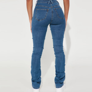 Jeans de mujer de talla grande, de cintura media, pierna ancha, holgados, de largo completo, de mezclilla lavada a la piedra, estilo casual, con cierre de botones, color liso, elásticos. - Product Image 6