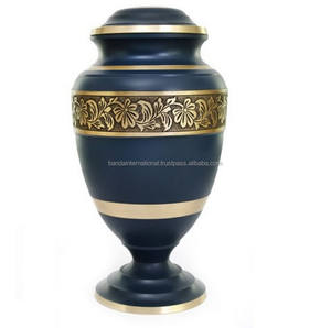 Urnes funéraires en laiton de haute qualité et de forme unique avec des urnes funéraires en métal fini de couleur noire - Product Image 4