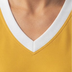 Camiseta de Baloncesto Sublimada Personalizada para Mujer, 100% Poliéster, Malla, Cuello en V - Product Image 4