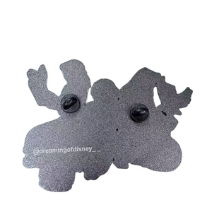 งานฝีมือโลหะเคลือบแข็งแบบกำหนดเอง พร้อมเคลือบเงาสีดำ นิกเกิล ทอง เงิน ทองแดง กลิตเตอร์ และเคลือบเงาแบบใส - Product Image 3