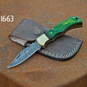 Cuchillo de Caza Plegable Premium OEM RB de Acero de Damasco con Mango de Palisandro, Empuñadura de Latón y Hoja de 7 Pulgadas para Camping - Product Image 1