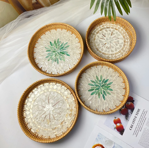 Plateau de service en nacre, 4 pièces, rond, pour desserts et aliments, style moderne et décoratif en rotin, plateau de rangement en nacre - Product Image 1