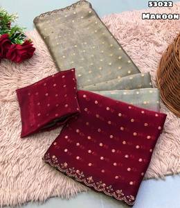 Sari en soie douce à double teinte avec broderie et bordure festonnée, motif Butti tissé - Product Image 5