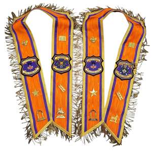 Drapeau suspendu personnalisé ODM brodé à la main en fil pour fanfare, idéal pour les défilés - Product Image 4