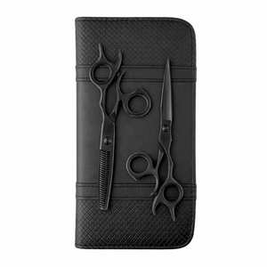 Tijeras de Corte de Pelo Super Ergo Devil en Negro Mate, Hechas de Acero Inoxidable de Alta Calidad para Uso Profesional en Barberías y Salones - Product Image 4