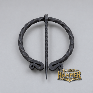 Broche en Forma de S Forjado a Mano, Pin Decorativo de Metal para Ropa, Accesorio de Disfraz de Estilo Histórico - Product Image 1