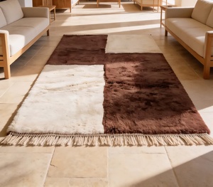 Tapis Beni Ourain Berbère 100% Laine Noué à la Main – Tapis Géométrique Marocain Fait Main à Poils Longs, Taille Personnalisée, Vente en Gros - Product Image 5