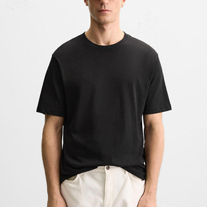 Camiseta Urbana Oversize para Hombre y Mujer, Suave al Tacto, con Estampado Personalizado en el Pecho, Estilo Simple para un Look Equilibrado - Product Image 4