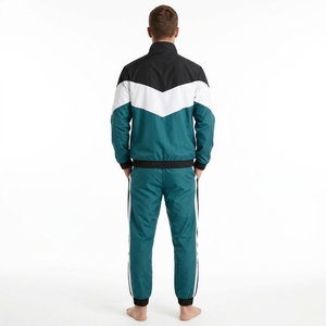Ensemble de survêtement coupe-vent en nylon pour homme, veste et short sur mesure - Product Image 2