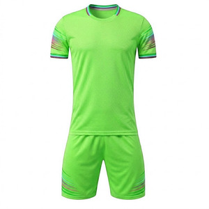 Uniforme de Fútbol Personalizado de Alta Calidad en Poliéster con Logotipo Personalizado, Servicios OEM, Pantalones Cortos Impermeables de Secado Rápido y Diseño Ajustable - Product Image 1