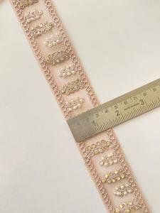 Robes de mariée écologiques modernes avec perles florales et dentelles brodées, artisanat exquis, textiles de luxe, chaussures - Product Image 4