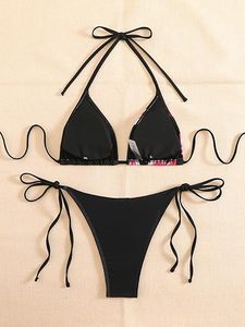Conjunto de Bikini Triangular con Estampado Floral, Traje de Baño de Dos Piezas con Cuello Halter para Mujer - Product Image 3