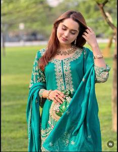 Traje Salwar de Algodón Bordado Verde Esmeralda con Dupatta, Corte Holgado, Ropa Tradicional India y Pakistaní para Mujer, Largo hasta el Tobillo - Product Image 4