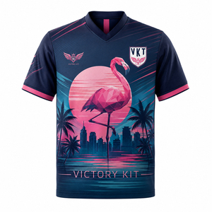 เสื้อฟุตบอลทีมไมอามี่ ซิตี้ สไตล์ 2026 สีชมพูฟลามิงโก สำหรับแฟนบอล เนื้อผ้าระบายอากาศดี แบบซับลิเมชั่น เหมาะสำหรับการแข่งขัน - Product Image 1