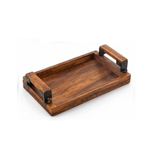 Plateau de rangement rectangulaire en bois avec poignées en laiton, finition laquée polie, utilisation sur table, un seul niveau, design minimaliste - Product Image 2