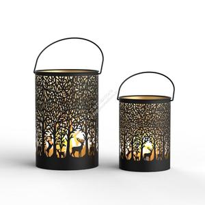 Portavelas de hierro perfumado con asa, decoración para granja y jardín, faroles colgantes, diseño forestal, troquelado, acabado negro, decoración navideña - Product Image 1