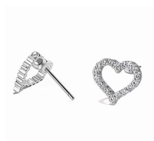 Boucles d'oreilles en forme de cœur éternel avec moissanite en argent sterling 925 plaqué or 14 carats, bijoux de luxe, cadeau pour femmes - Product Image 3