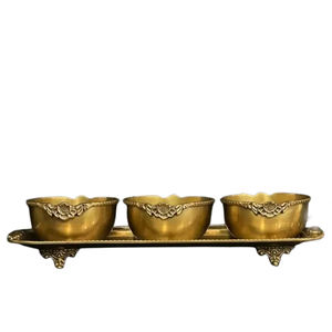 Plateau de service rectangulaire en aluminium martelé avec motif floral et poignées latérales pour la maison - Product Image 6