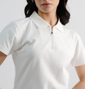 Polo à manches courtes blanc pour femme, coupe classique, couleur unie, tricoté, 100% coton, style décontracté, fermeture éclair sur le devant - Product Image 4